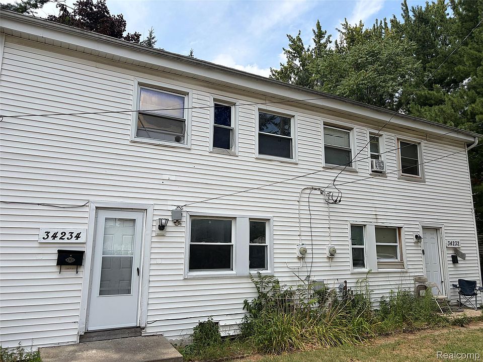 1st image of 34232 Dayton Ct