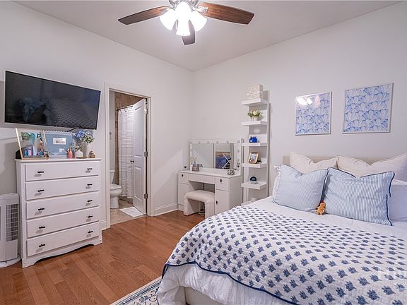 5th image of 118 Ruth Drive #140