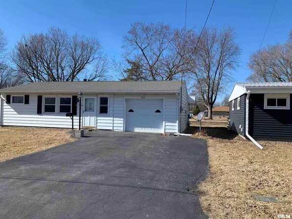 972 Olive St, Galesburg, IL 61401