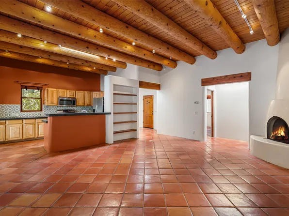 207 W Cordova Rd #B, Santa Fe, NM 87505