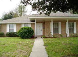 663 Marilyn Ln, Port Neches, TX 77651
