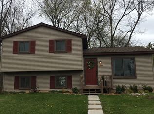 1359 Viefield Dr, Lake Orion, MI 48362