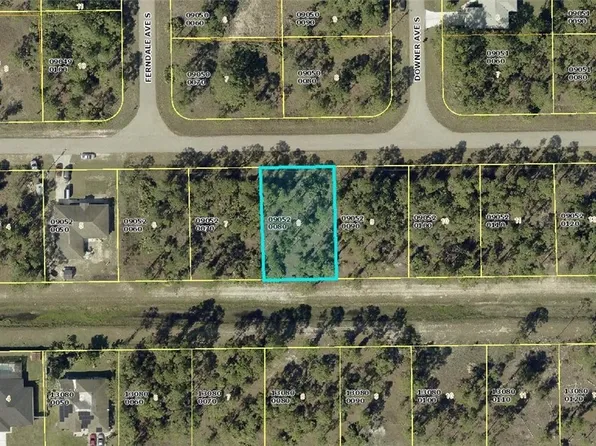 518 Keller St E, Lehigh Acres, FL 33974