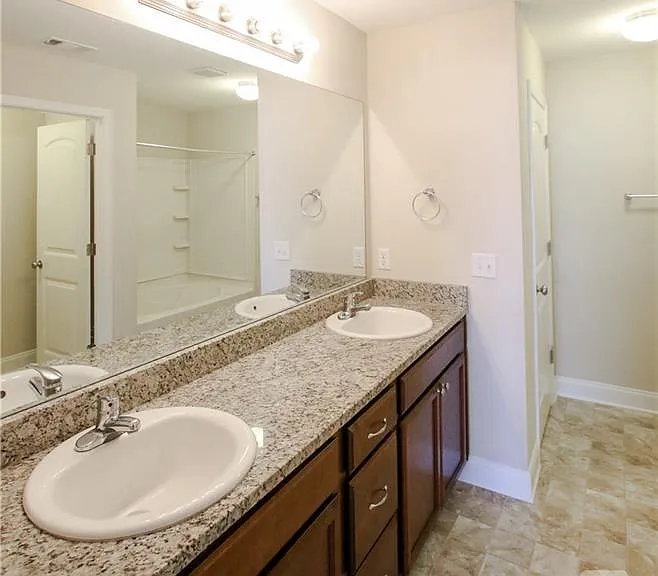 53 Leaf Ct — Photo 8