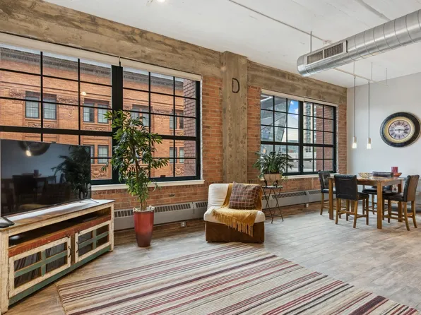 250 Park Ave Unit 514, Minneapolis, MN 55415