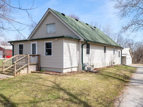 712 N Pendleton Ave, Pendleton, IN 46064