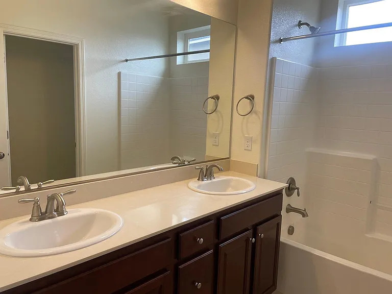 2619 Michelangelo Ct — Photo 8
