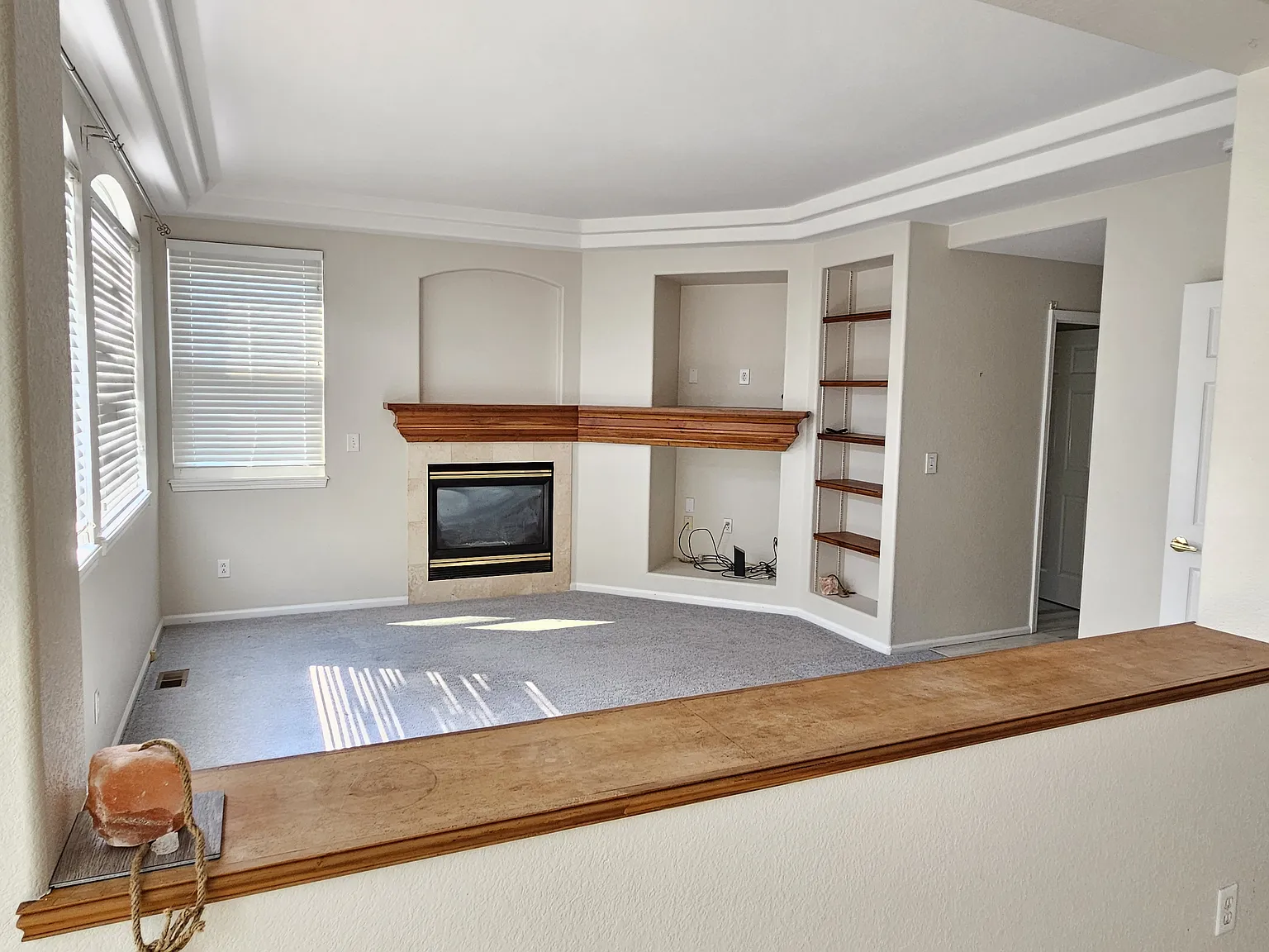 3 bed, 2.5 bath, 2600 sqft, $3,100 — Photo 4