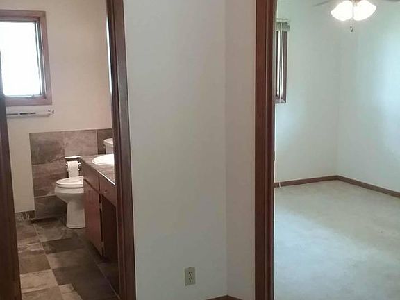 4th image of 602 Catalina Dr APT B