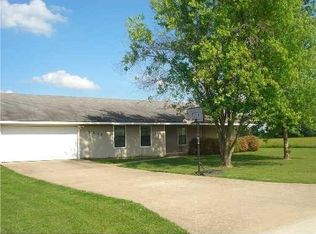 1873 Green Acres Cir, Springdale, AR 72764
