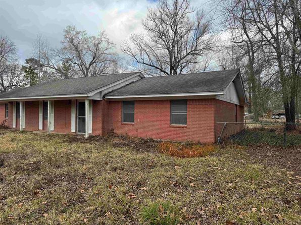 13570 Moss Hill Dr, Beaumont, TX 77713