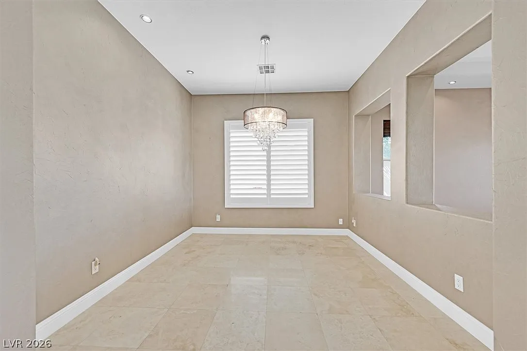 3 bed, 3.5 bath, 2508 sqft, $4,000 — Photo 3