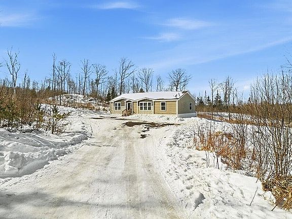 3rd image of 25 Crie Hill Road