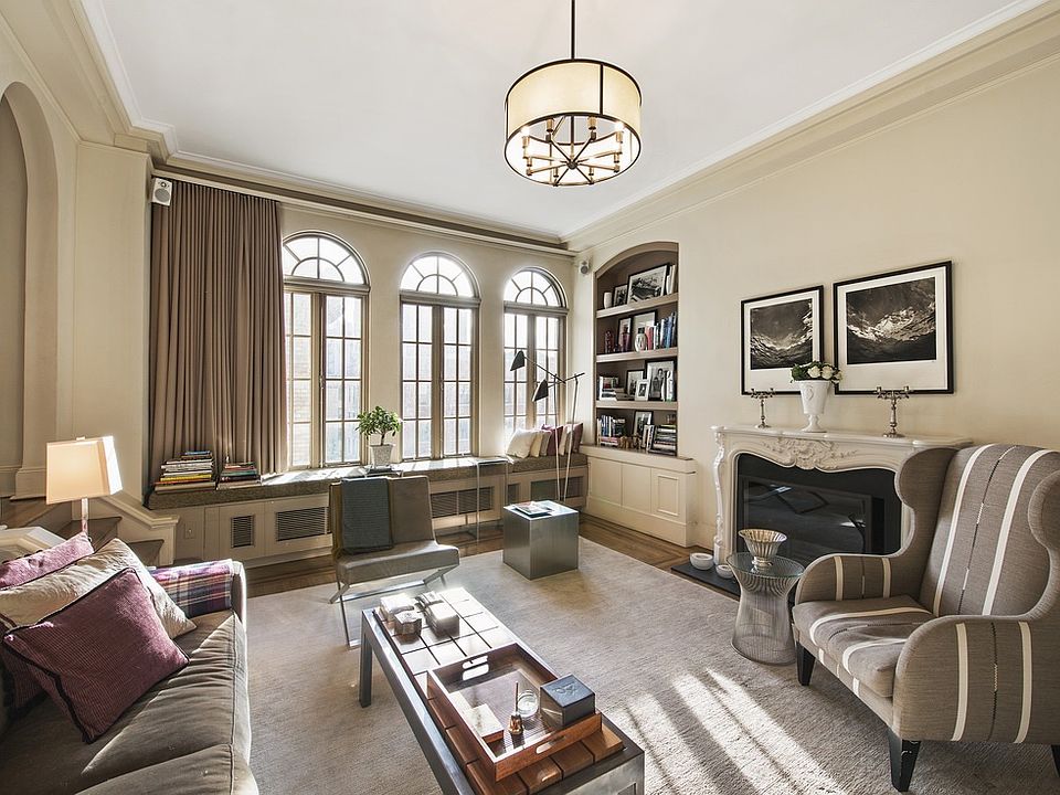1st image of 35 E 9th St #65