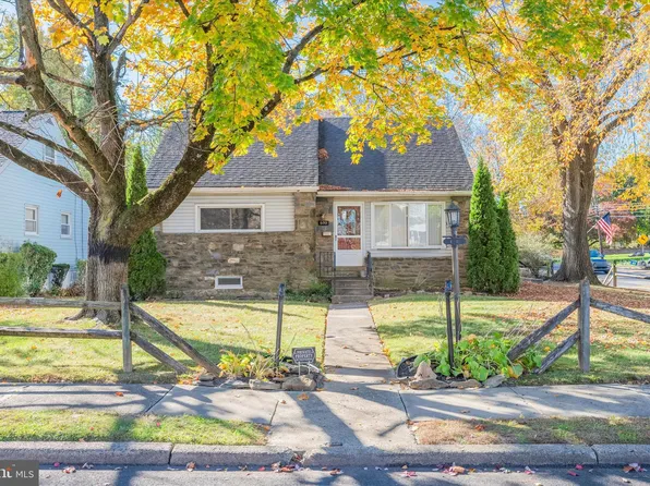 600 Prospect Ave, Secane, PA 19018