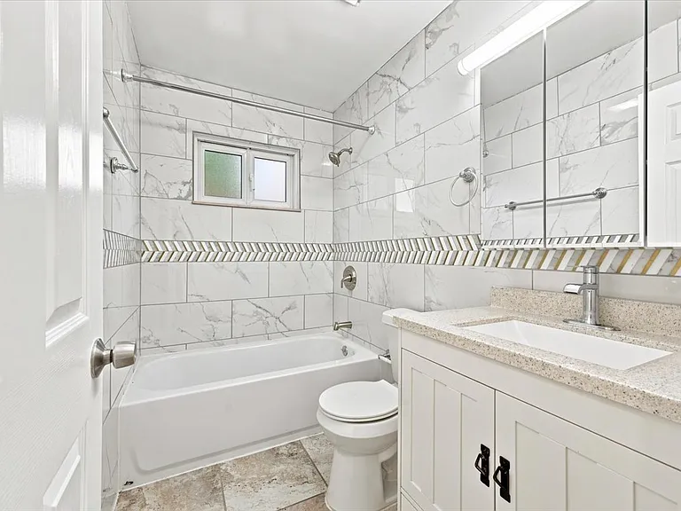 15432 Orchard St — Photo 14