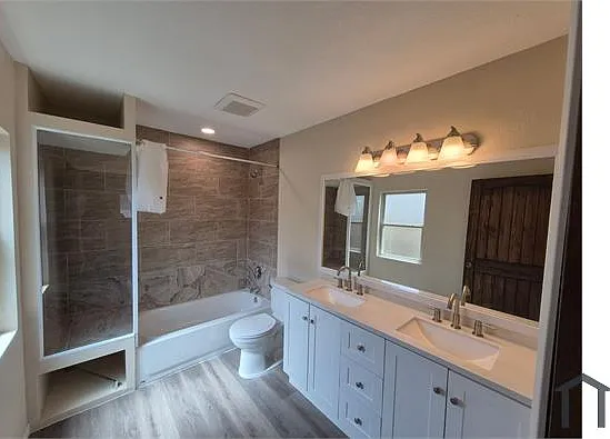 4018 Sunrise Cove Dr — Photo 16