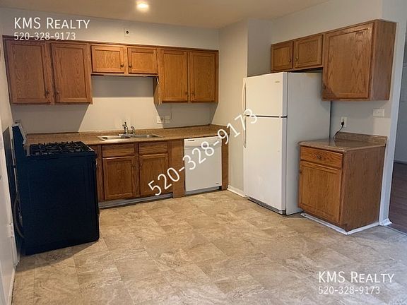 5th image of 7605 E 112th St