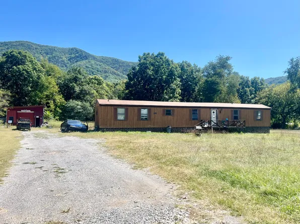 2821 Glasgow Hwy, Buena Vista, VA 24416