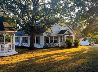 618 E 5th St, Hulbert, OK 74441
