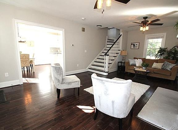 4th image of 1212 Bellevue Ave