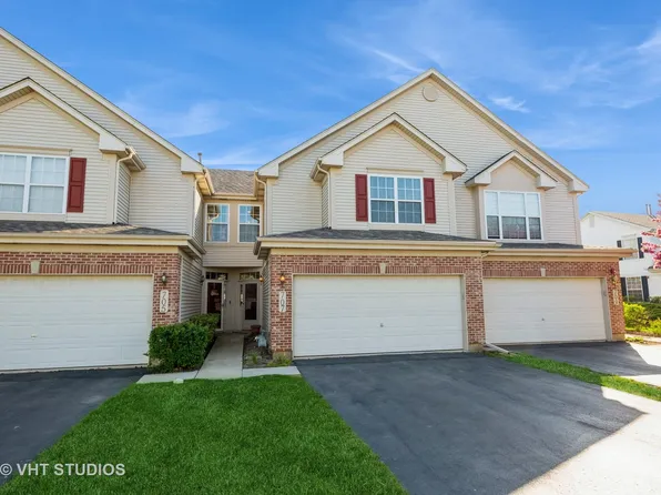 707 Stuarts Dr, Saint Charles, IL 60174