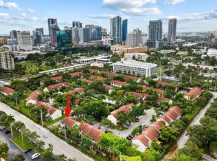 367 City View Dr, Fort Lauderdale, FL 33311