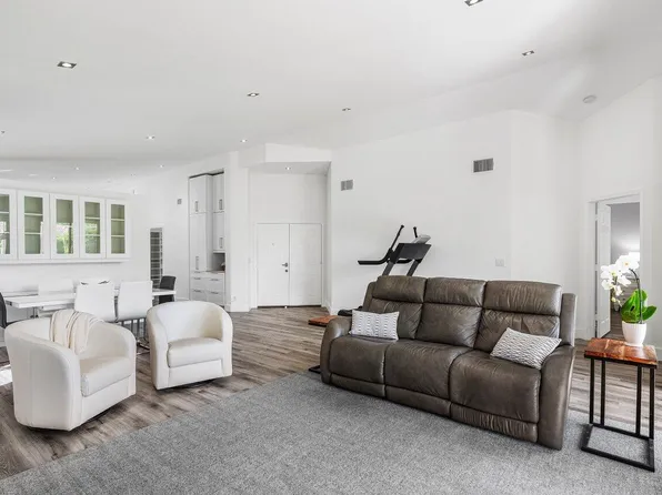 2802 Waters Edge Circle, Greenacres, FL 33413