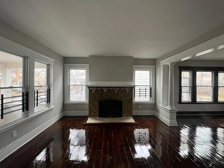 242 W Hazel St #1 — Photo 1