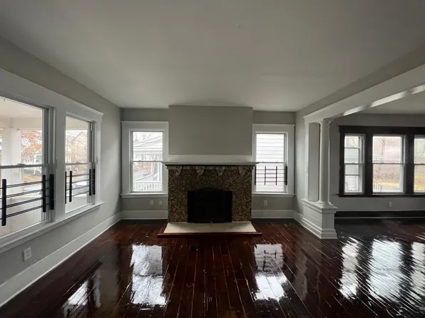 242 W Hazel St #1, New Haven, CT 06511