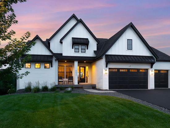 9832 Rodeo Cir, Eden Prairie, MN 55347