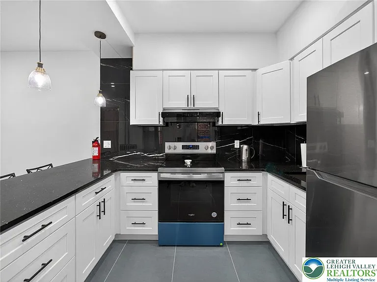 1341 W Chew St — Photo 19