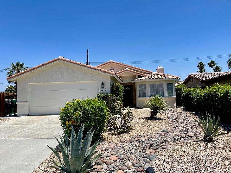 1st image of 51910 Avenida Martinez