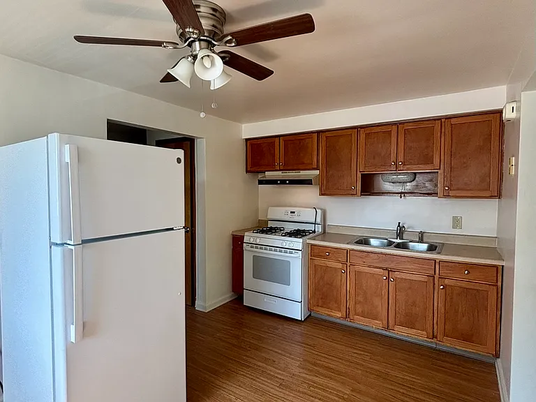104 Hinchey Ave #3 — Photo 1