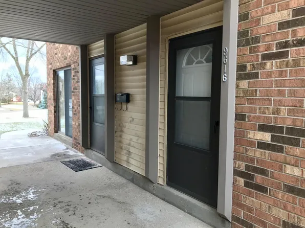 9616 W Bradley Rd #9, Milwaukee, WI 53224