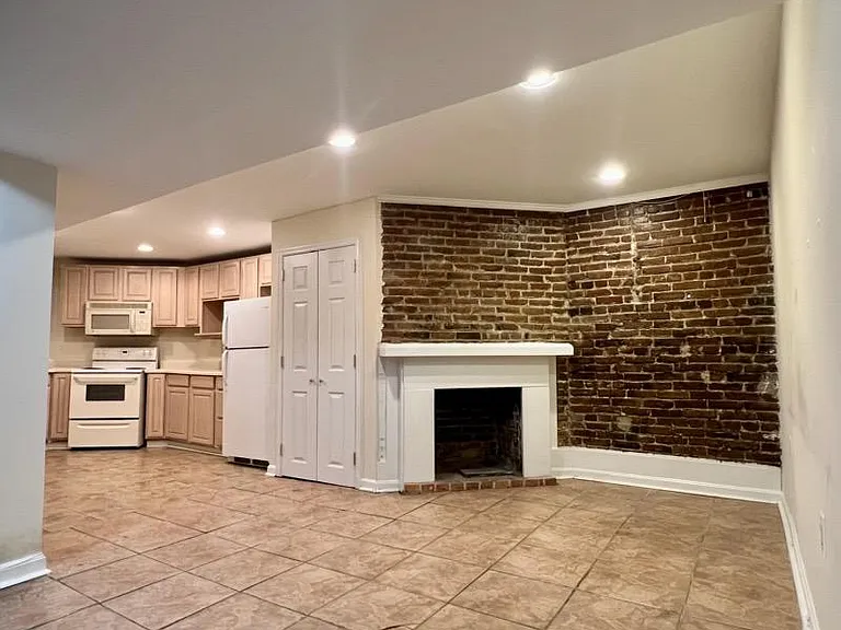25 R St NW #BASEMENT — Photo 15