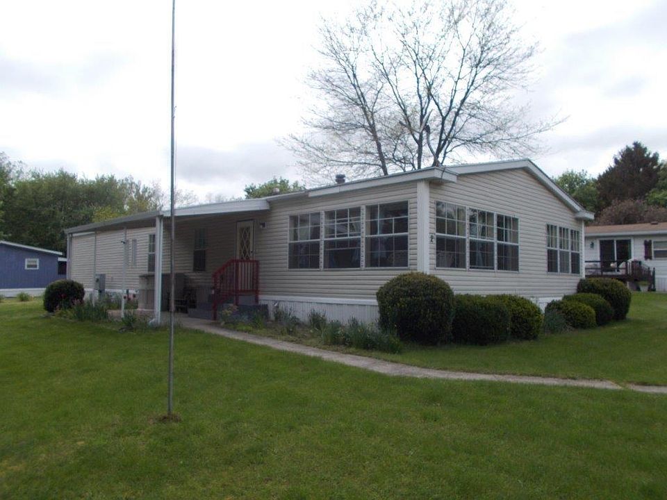 1st image of 2 Gwyn Ln