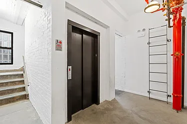 135 Plymouth Street in DUMBO