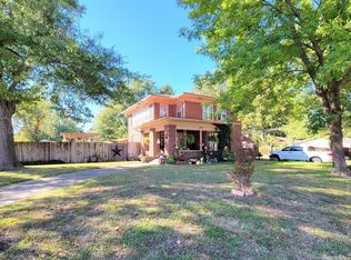 405 N 5th St, De Queen, AR 71832