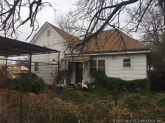 2nd image of 315 E 13th St