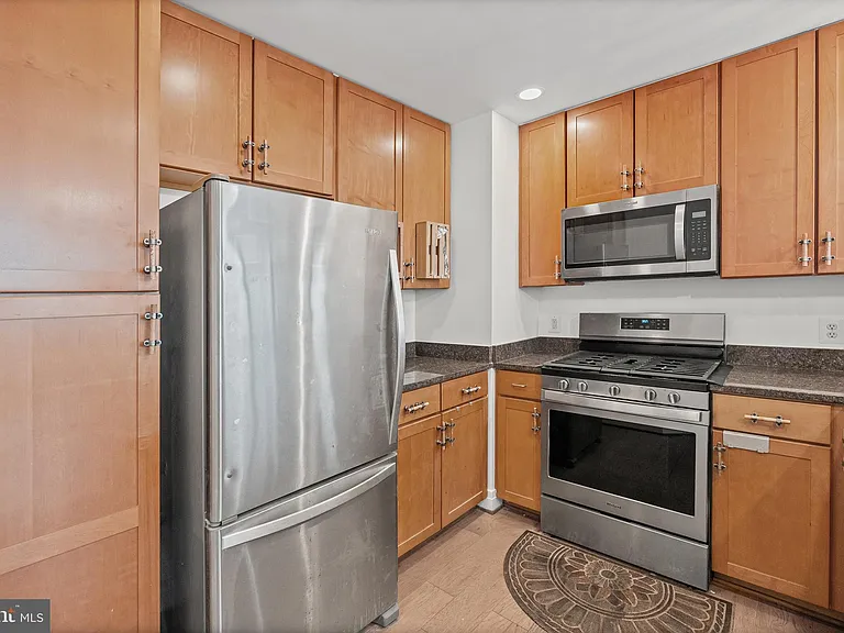 414 Water St #2903 — Photo 5