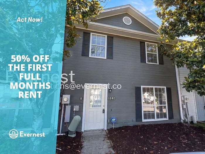 1592 King James Dr