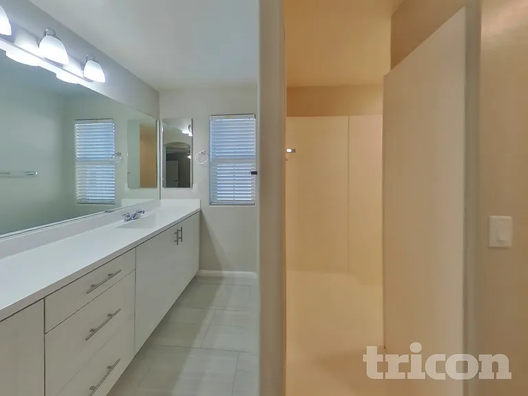 12575 W Hummingbird Ter — Photo 6