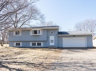 11983 Winnetka Ave N, Champlin, MN 55316