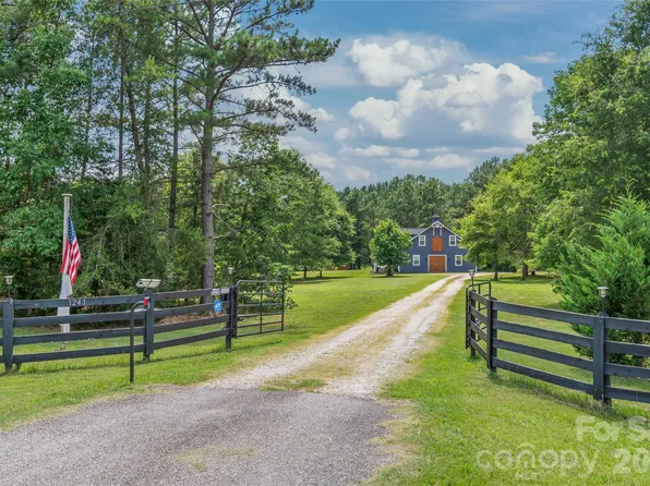 1241 Sierra Rd, York, SC 29745