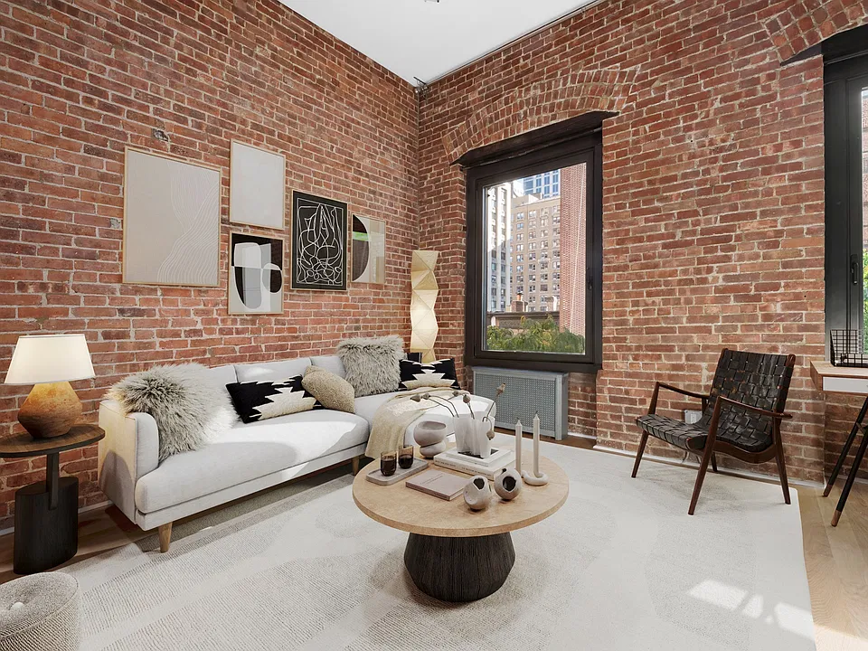 219 W 71st St #4A