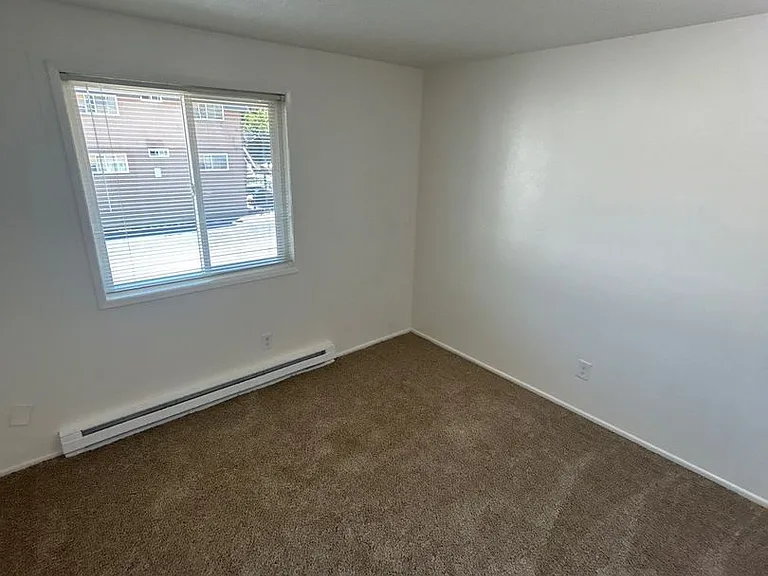 3813 Iberis St NE — Photo 13