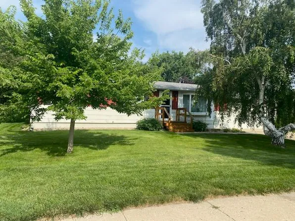 312 S Buchanan Ave, Pierre, SD 57501