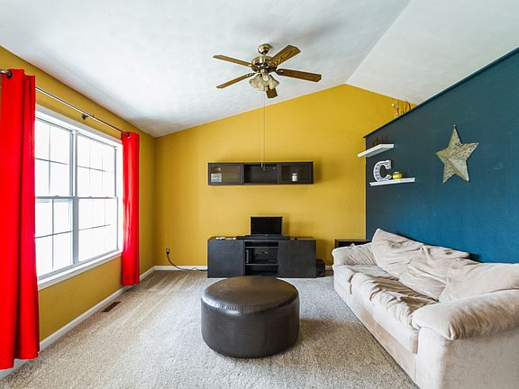 3rd image of 3824 Ashwinton Way