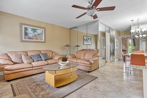 500 Layne Blvd Photo 1